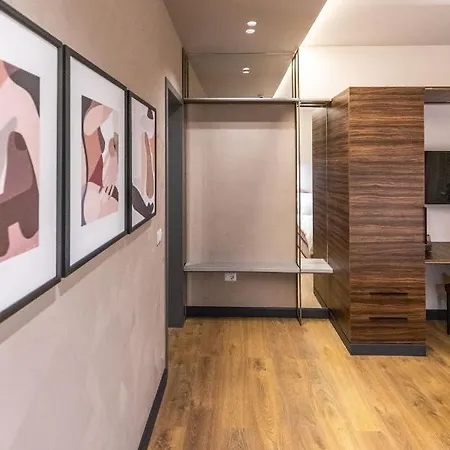 Allure Boutique Τίρανα