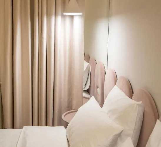 Allure Boutique טיראנה