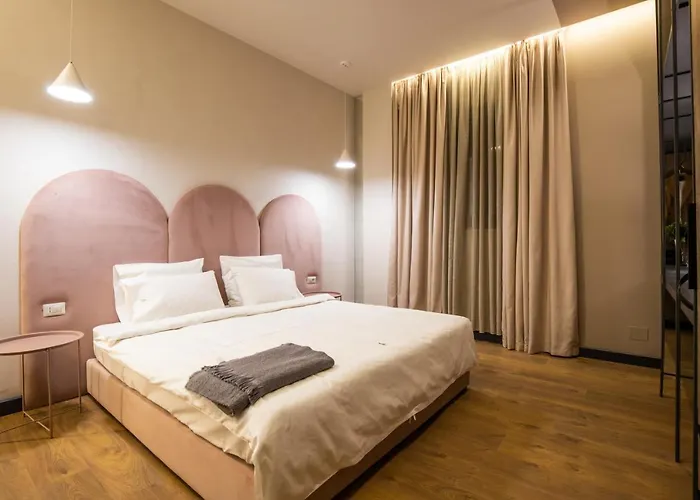 Allure Boutique מלון