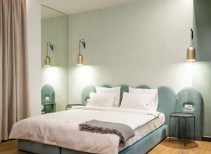 Allure Boutique מלון