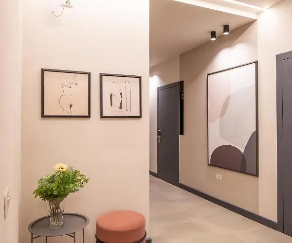 מלון Allure Boutique 4*